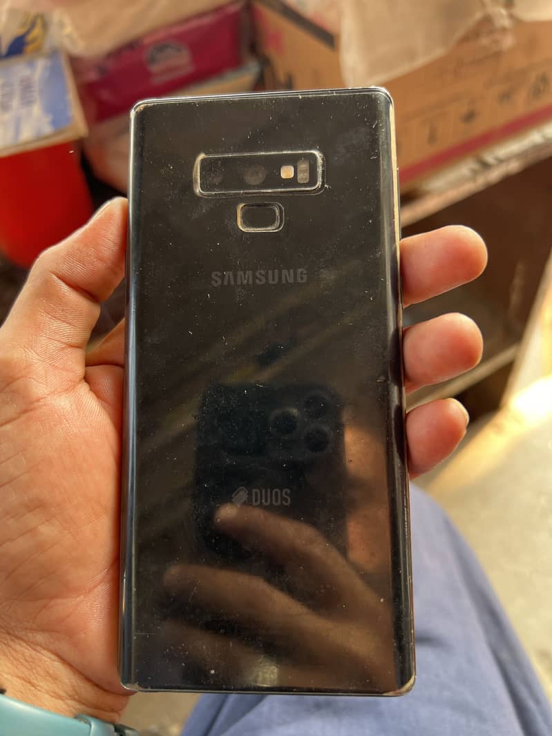 Samsung Mobile Note 9 1