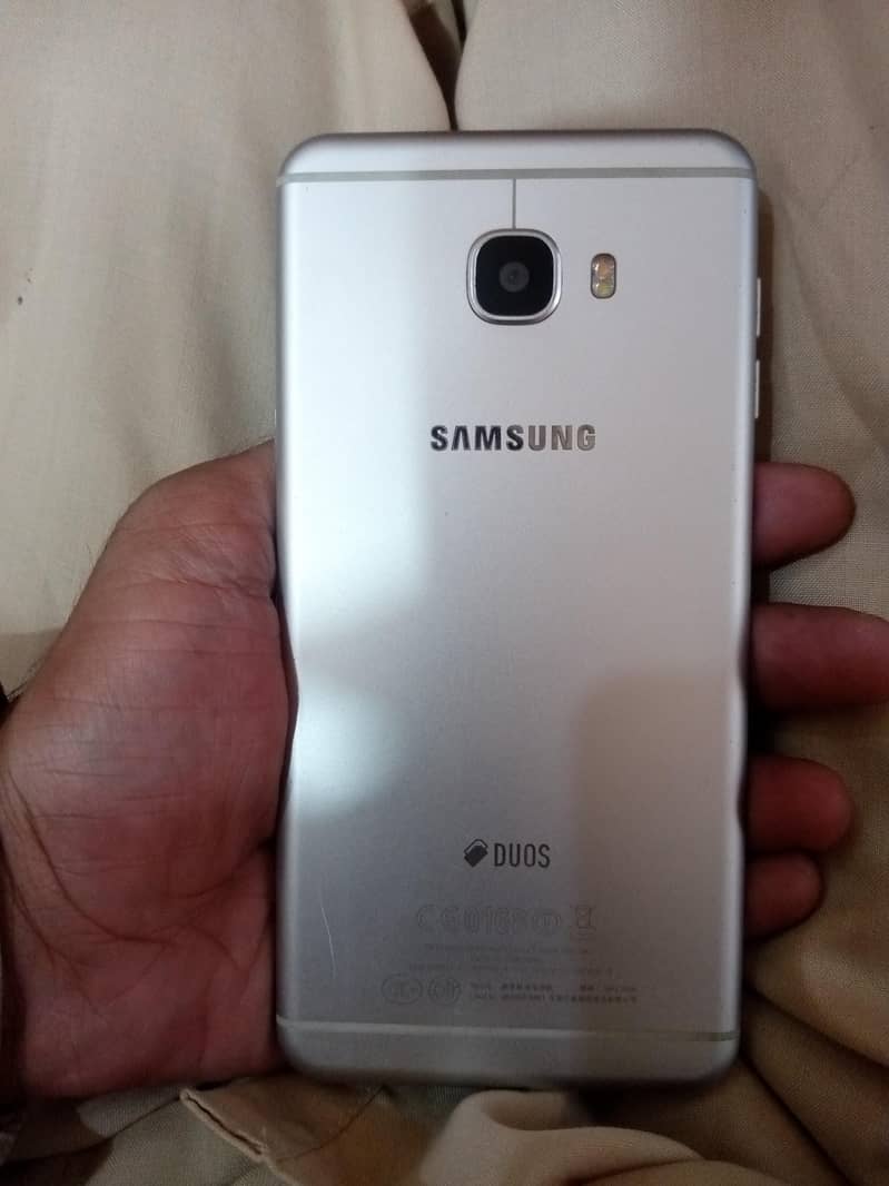 Samsung Mobile C7 1