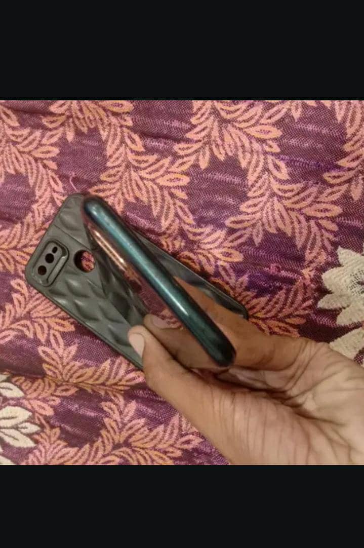 OPPO A7 2