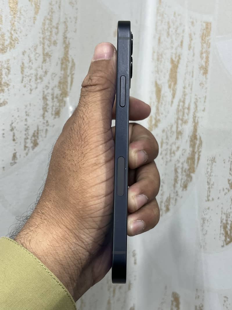 Apple iPhone 12 2