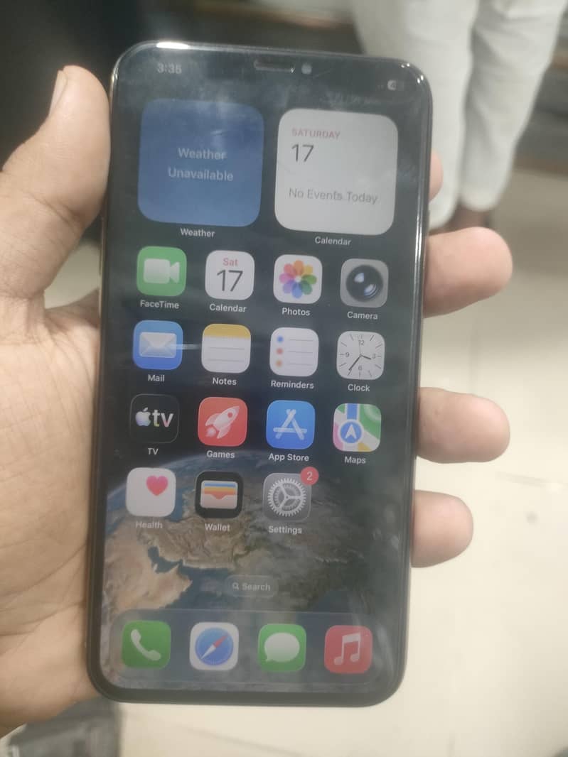 Apple iPhone 11 Pro Max 1