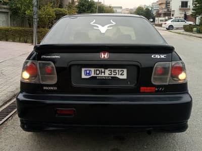 Honda Civic EXI Automatic.