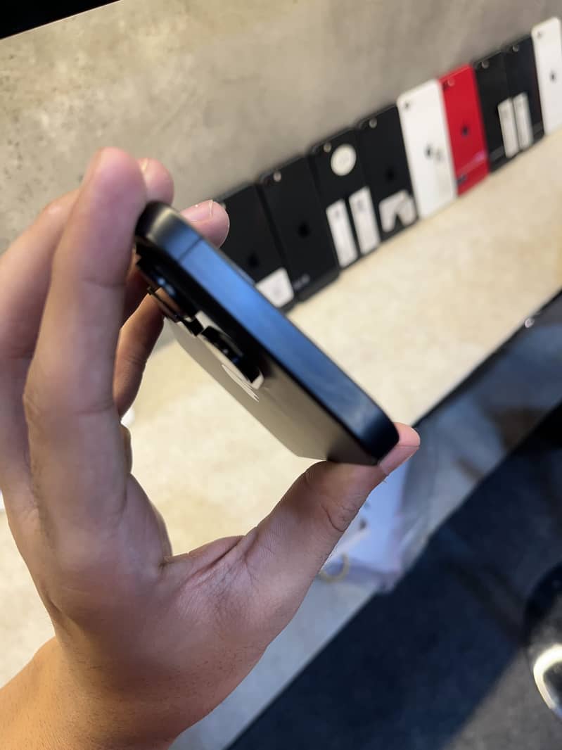 Apple iPhone 15 Pro 5