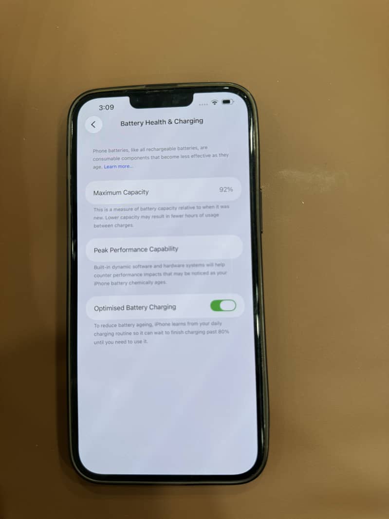 Apple iPhone 13 Pro Max 4