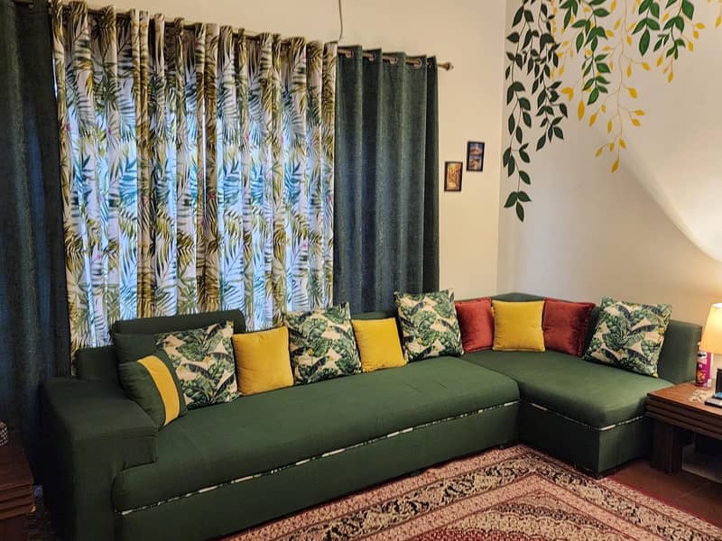 10 seater sofa 0