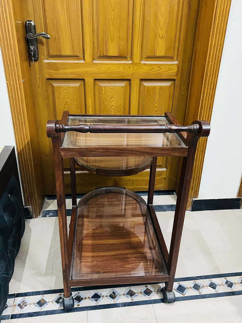 tea trolley 1