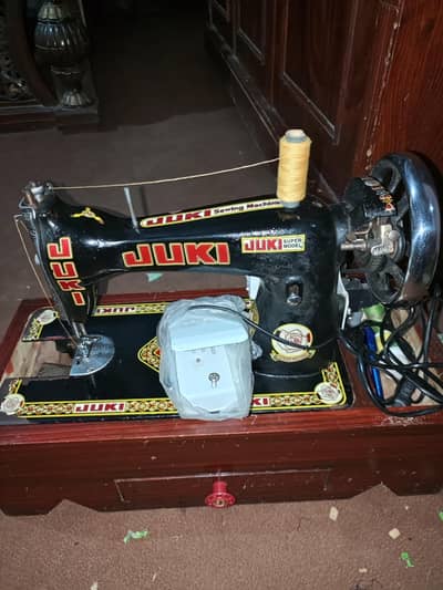 silai machine motor or cover k sath