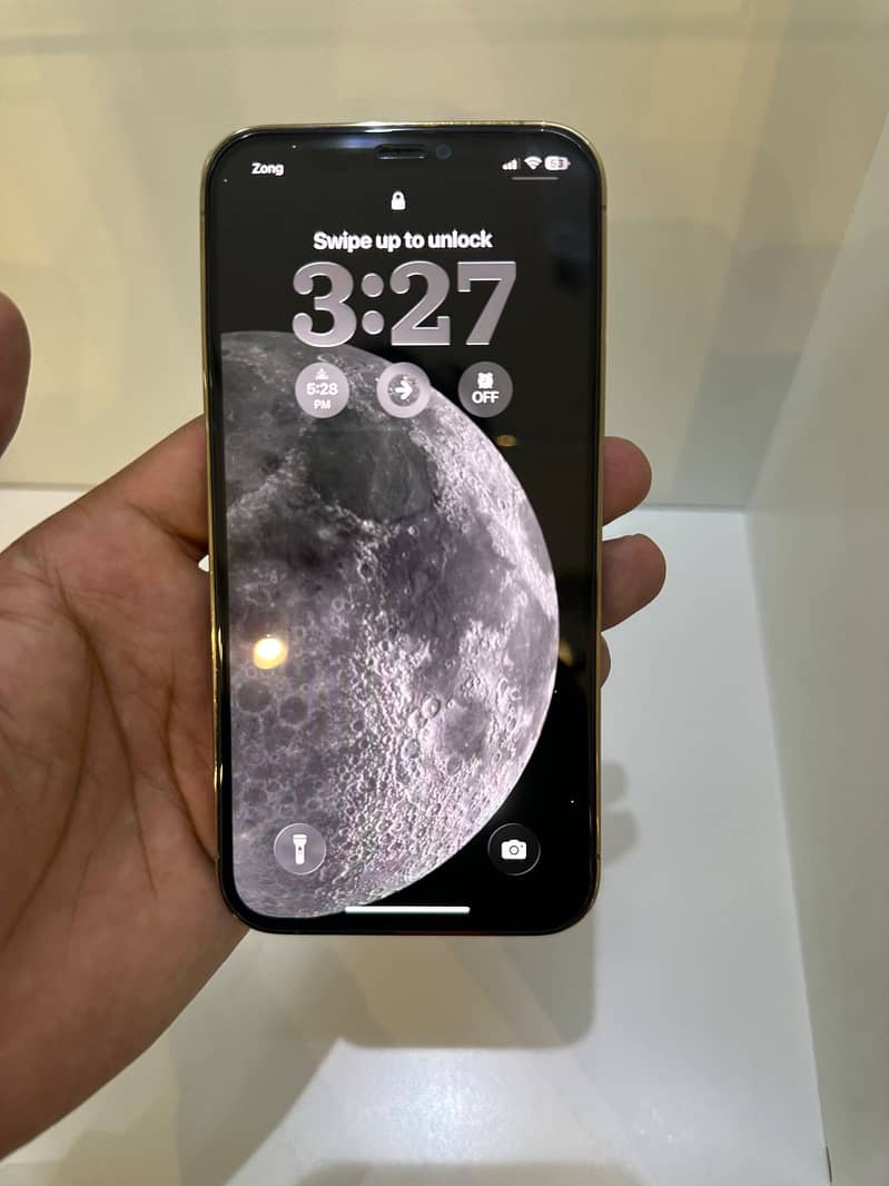 Apple iPhone 12 Pro 0