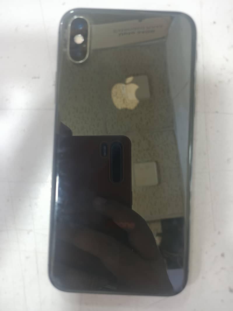 Apple iPhone X 0