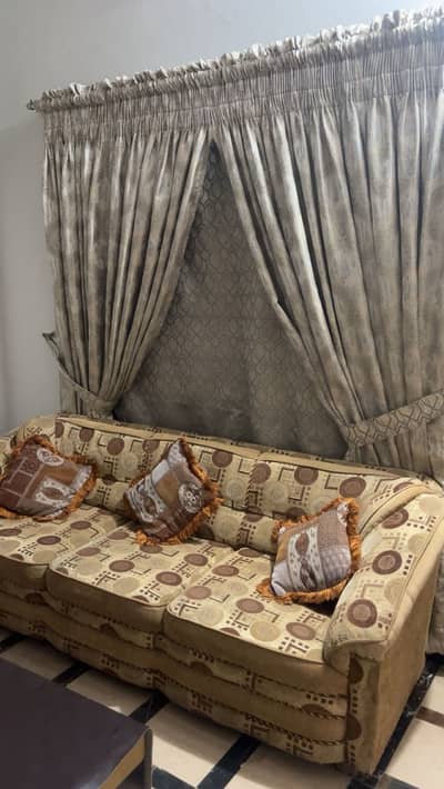 Sofa set