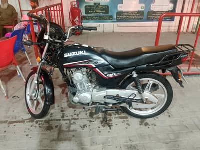 Suzuki 110 2021