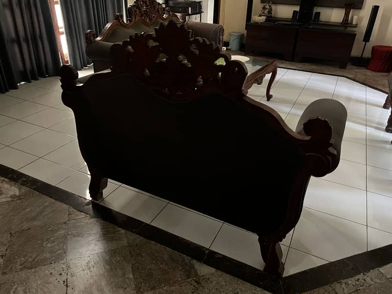 Sofa set 7 seater 4