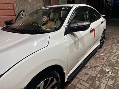 Honda Civic Oriel 2017