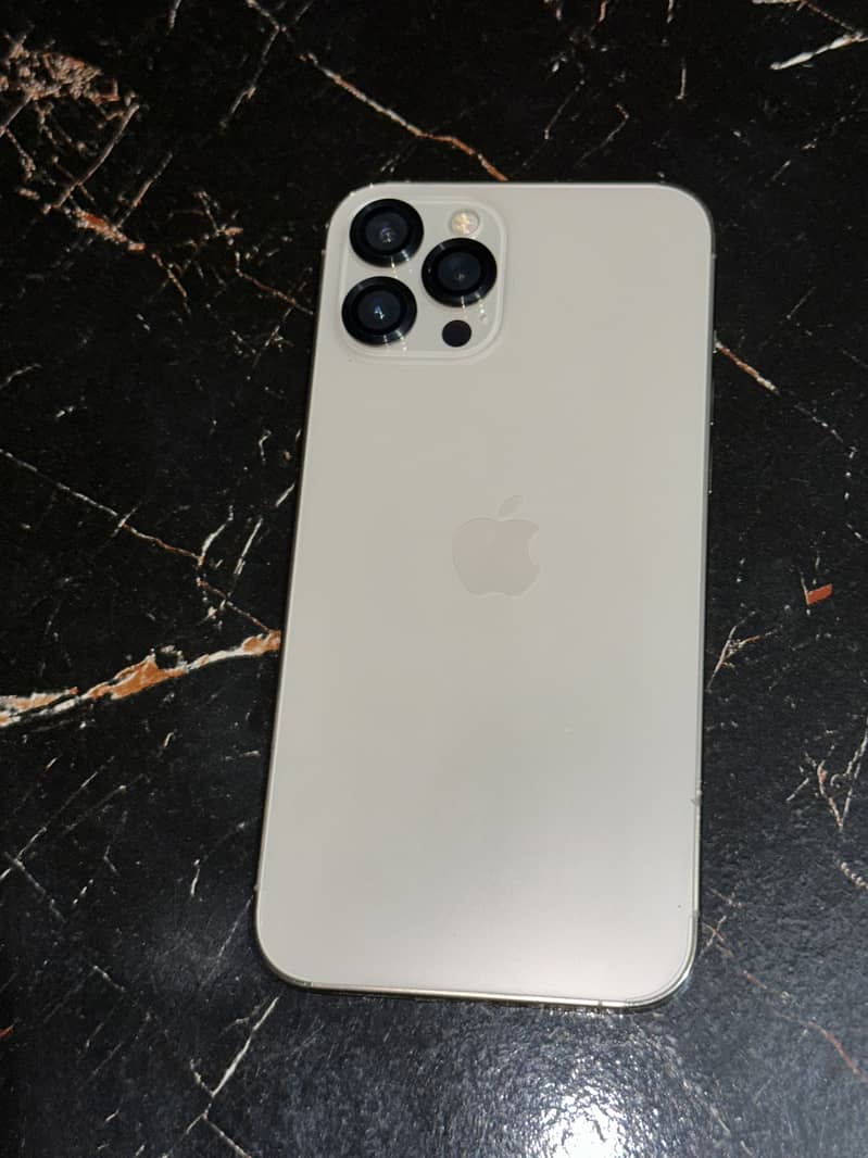 Apple iPhone 12 Pro Max 3