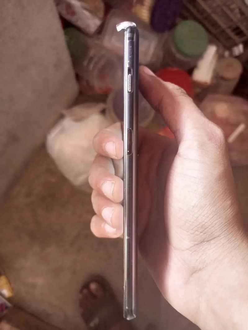 One Plus 6T 4