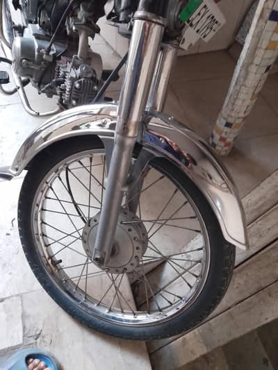 road prince for sale 2011 model  03236256808