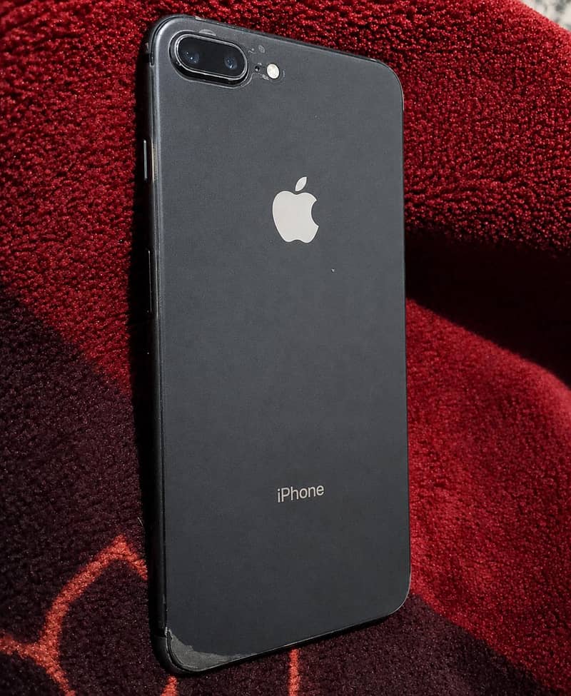 iphone 8 plus 1