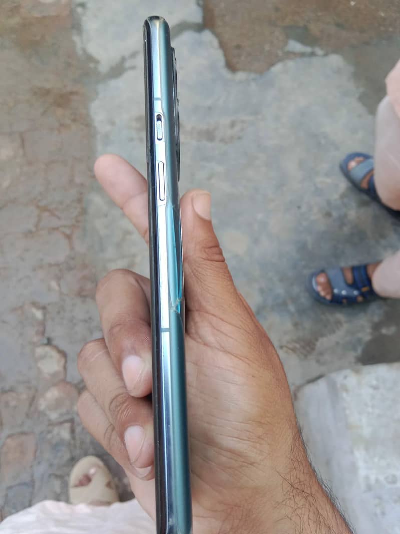 One Plus 9 Pro 5