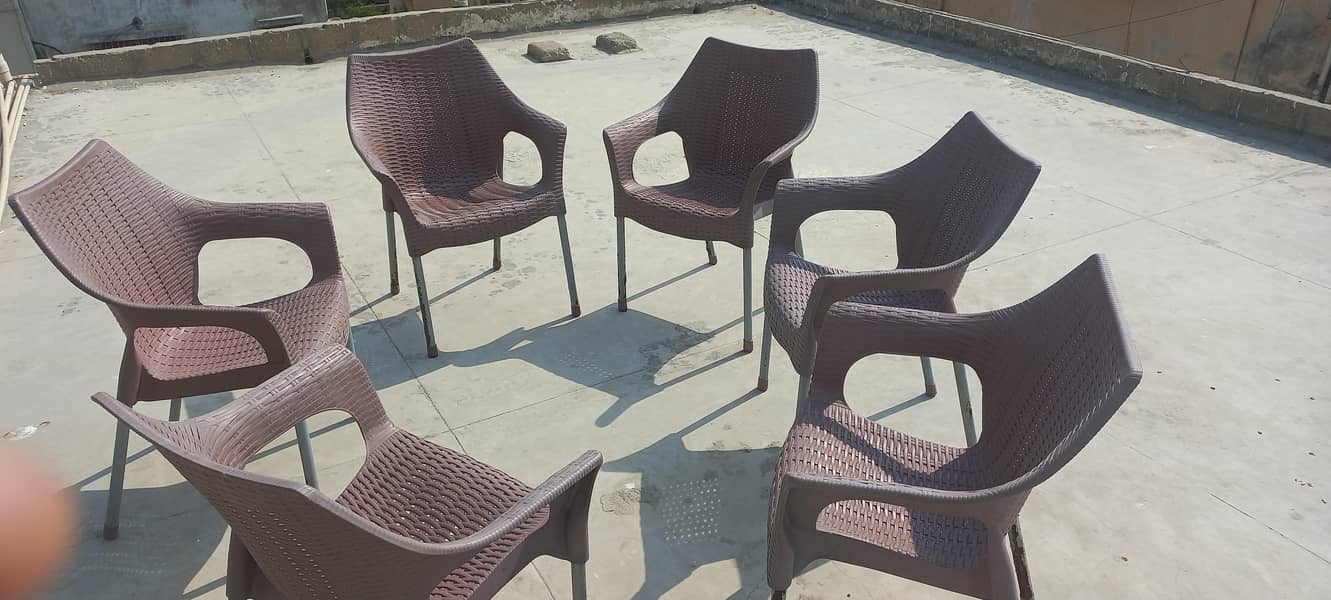 Plastic Chairs 0