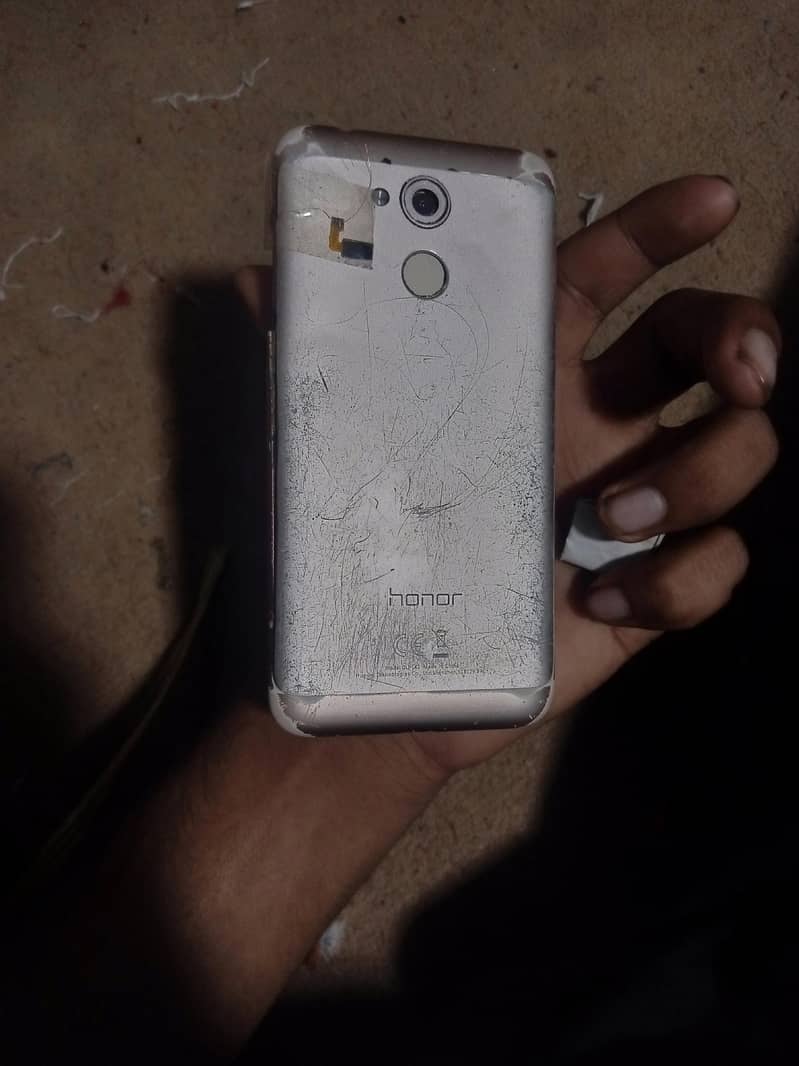 Honor 5C 1