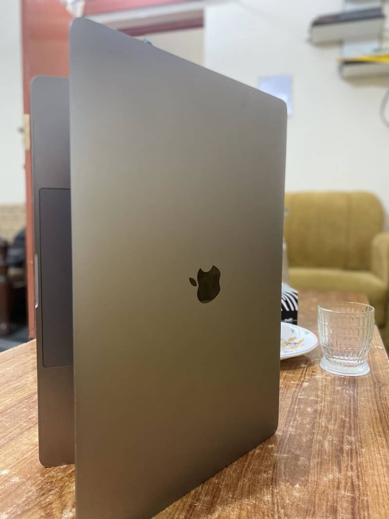 Macbook pro 2017 15" 4