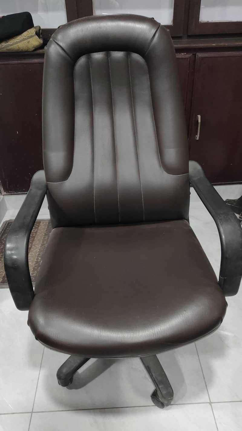 Used Sofa Single Piece 1