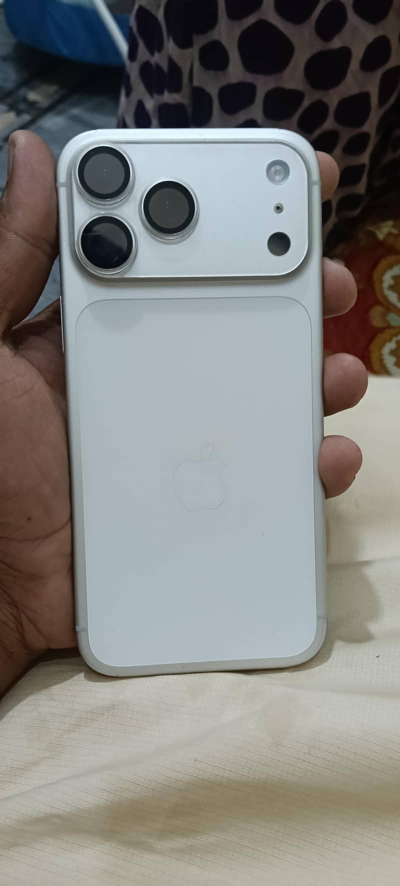 Iphone 17 pro max 5