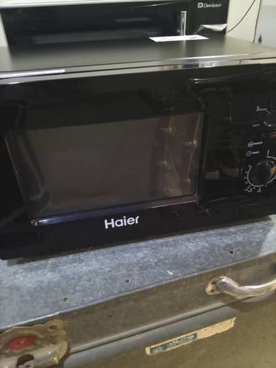 microwave oven