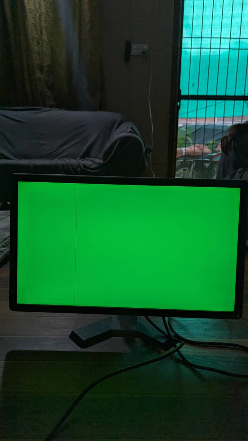 dell 24inch lcd 4