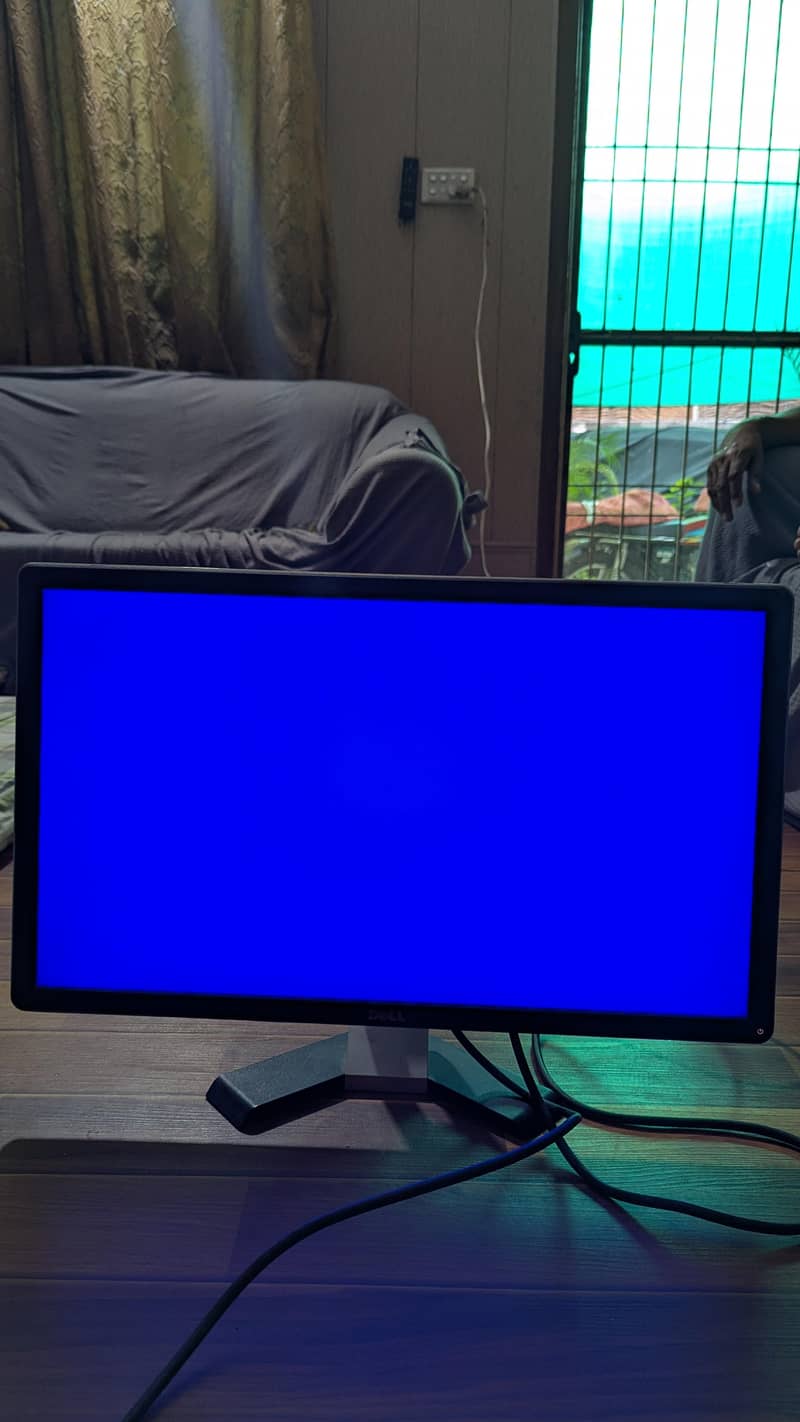 dell 24inch lcd 5