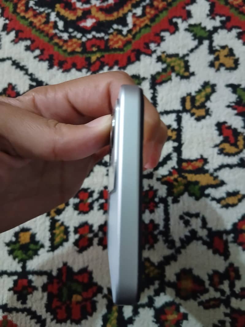 Realme C71 1
