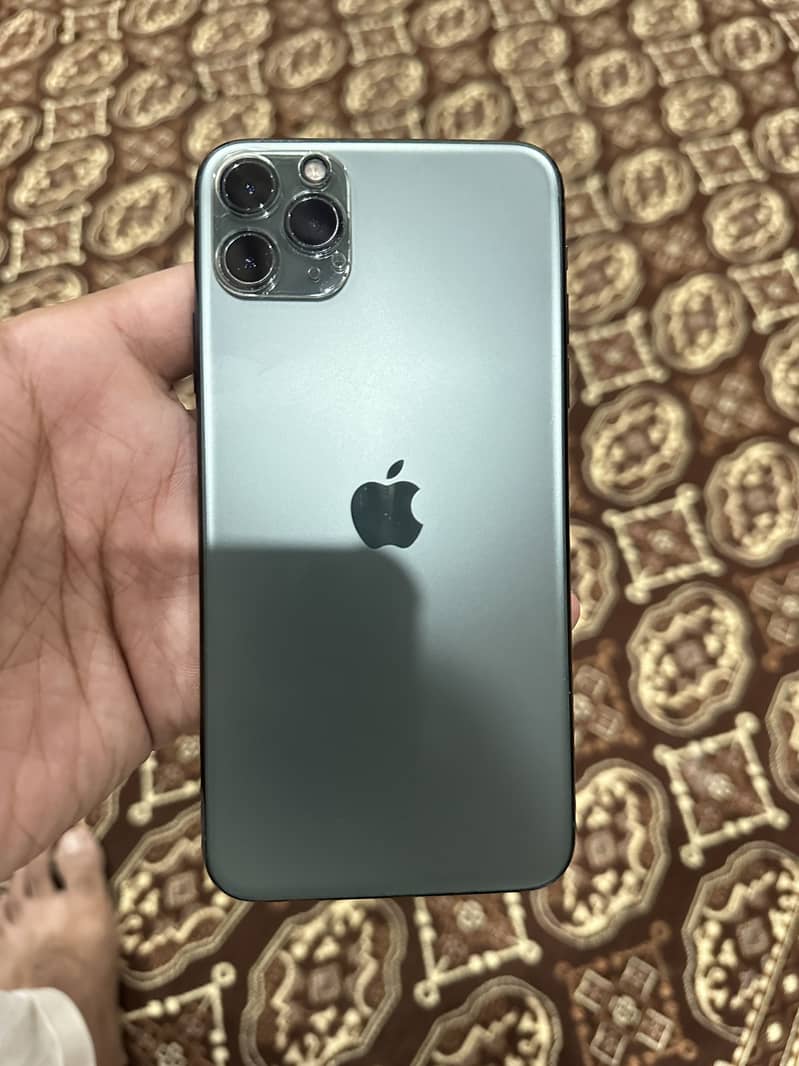 Apple iPhone 11 Pro Max 5