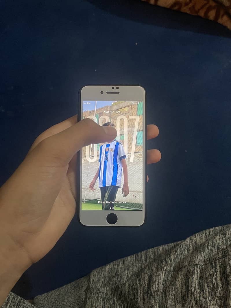 Apple iPhone SE3 4