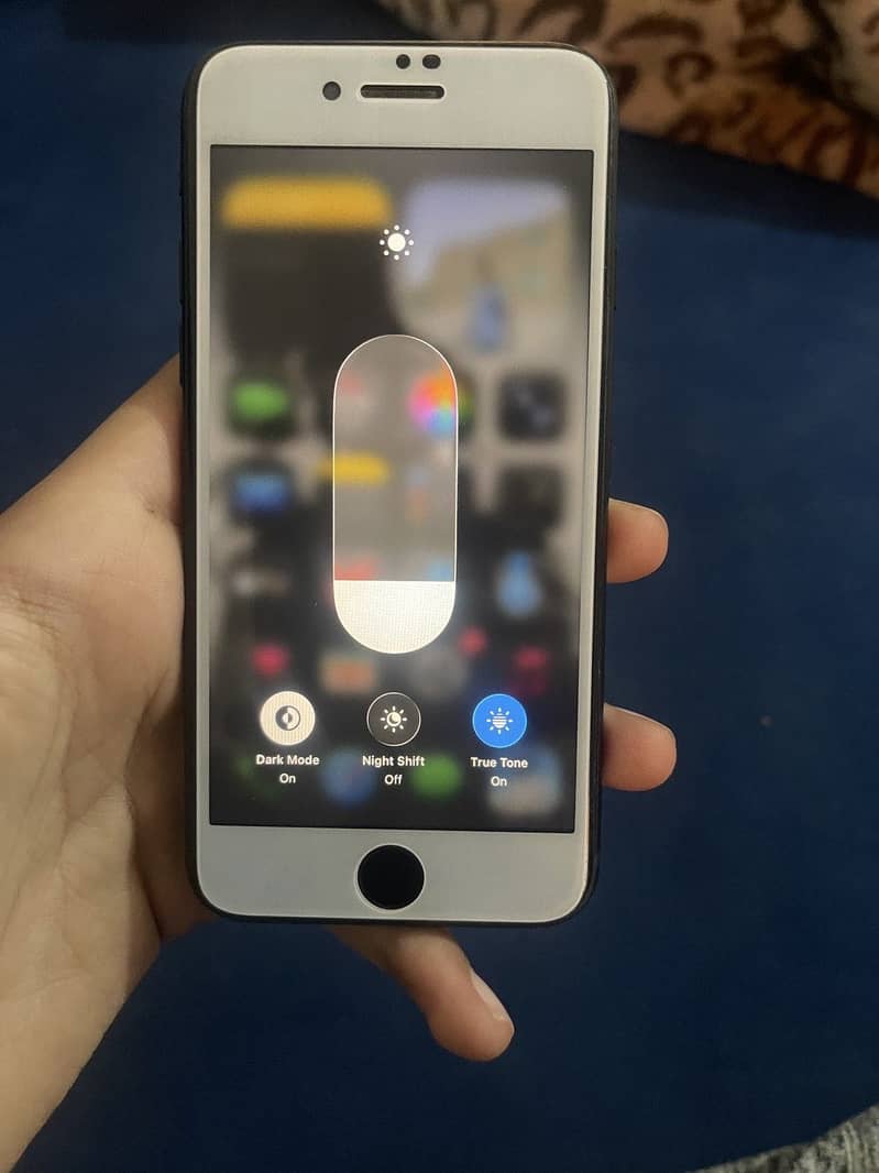 Apple iPhone SE3 5