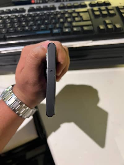 Samsung Mobile S22 Ultra