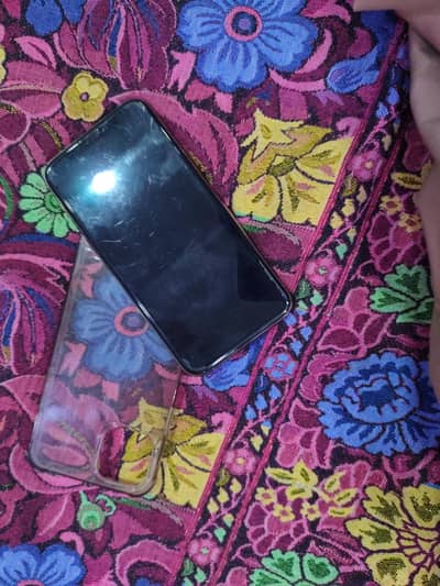 75 battery health no issue good condition