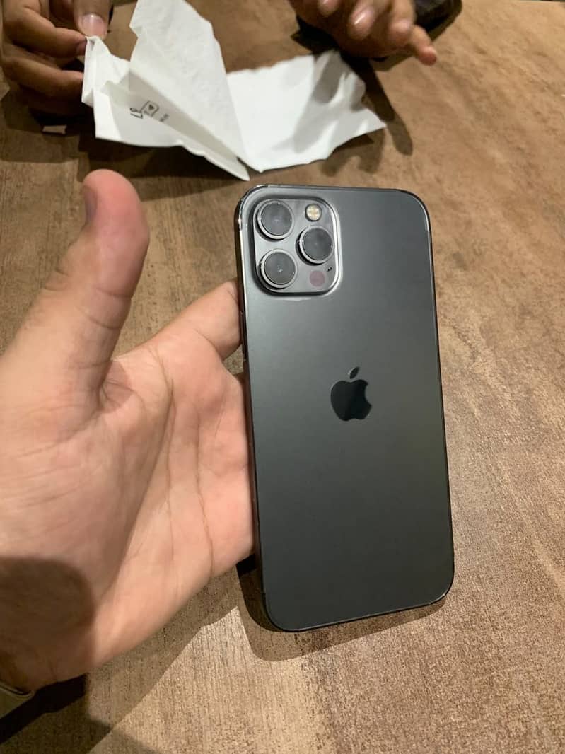 iPhone 12 Pro Max 0