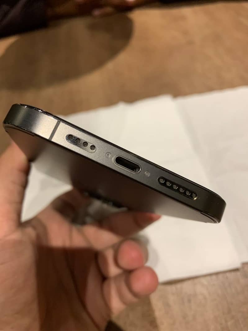 iPhone 12 Pro Max 3