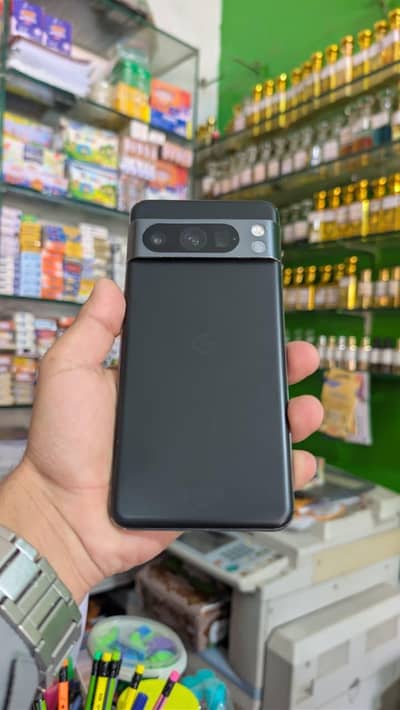 Google Pixel 8 Pro