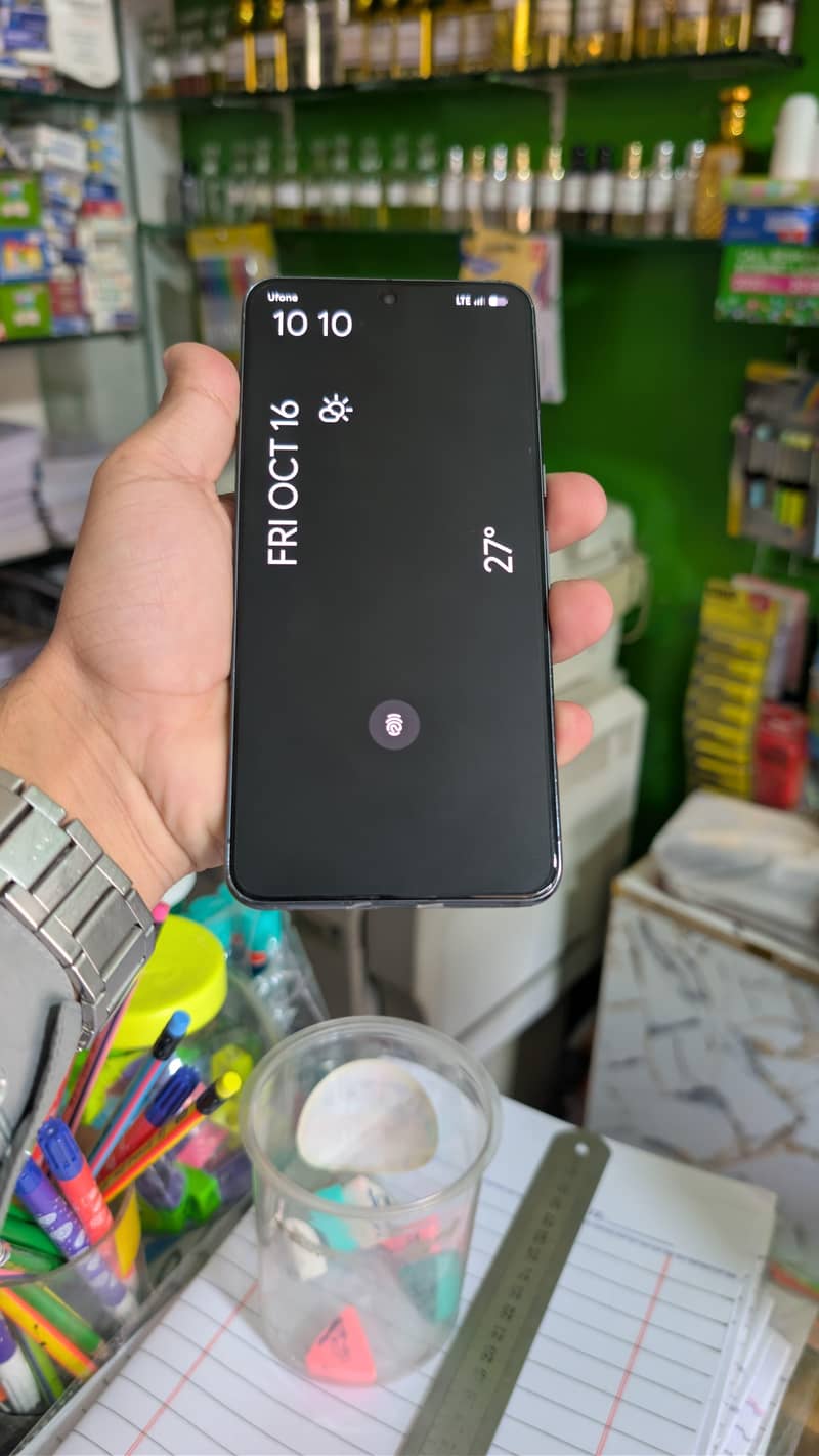 Google Pixel 8 Pro 2