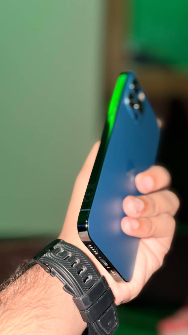 Apple iPhone 12 Pro 3
