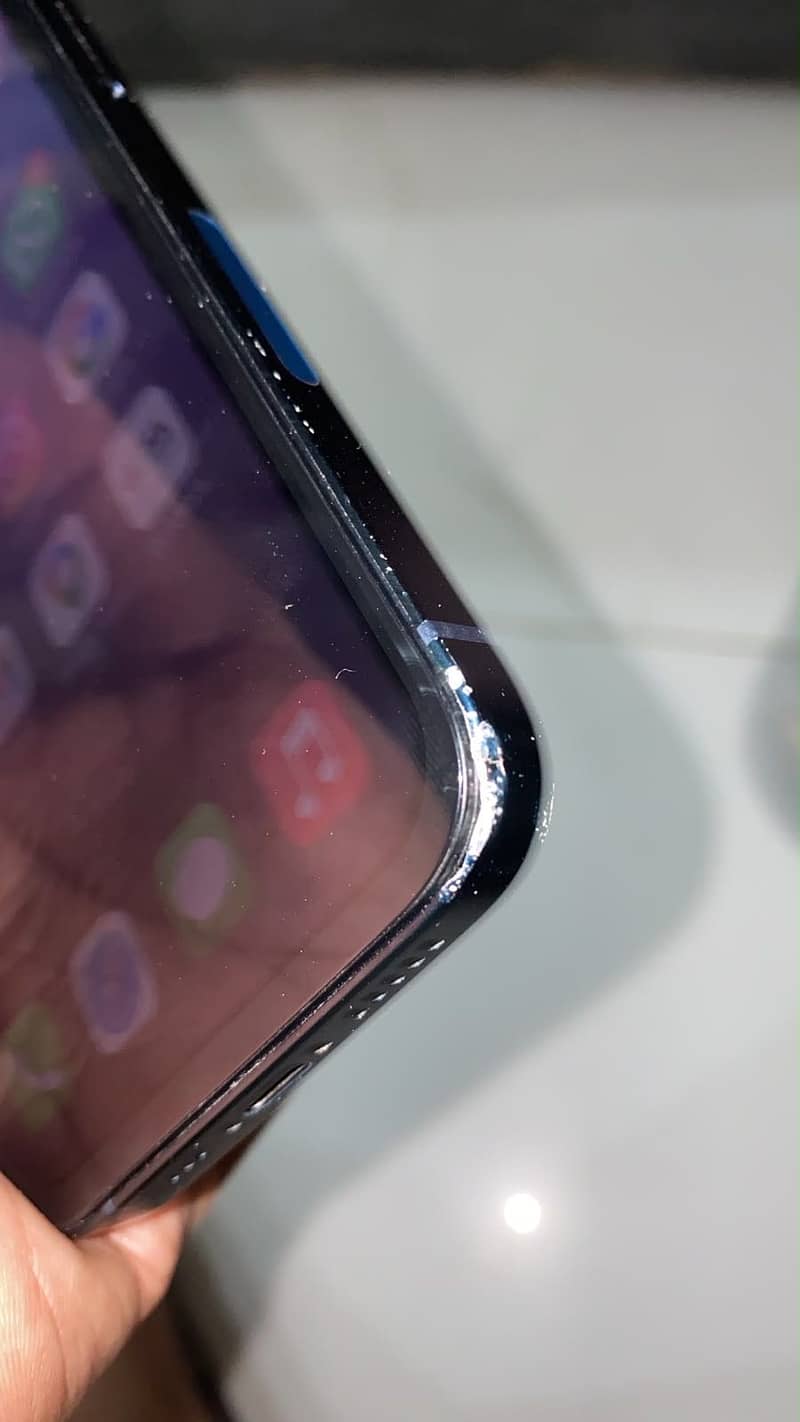Apple iPhone 14 7