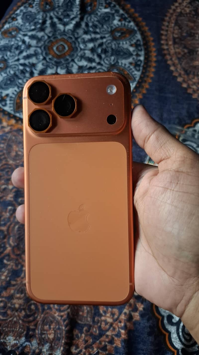Apple iPhone 17 Pro Max 2