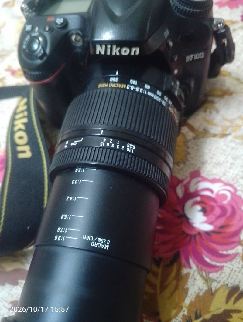 Nikon D7100 1
