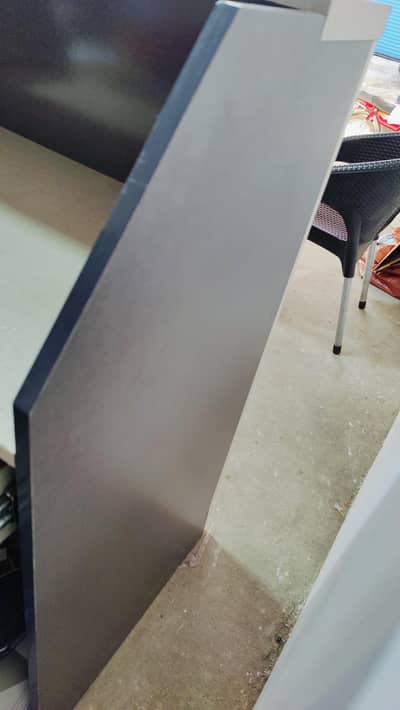 reception counter table