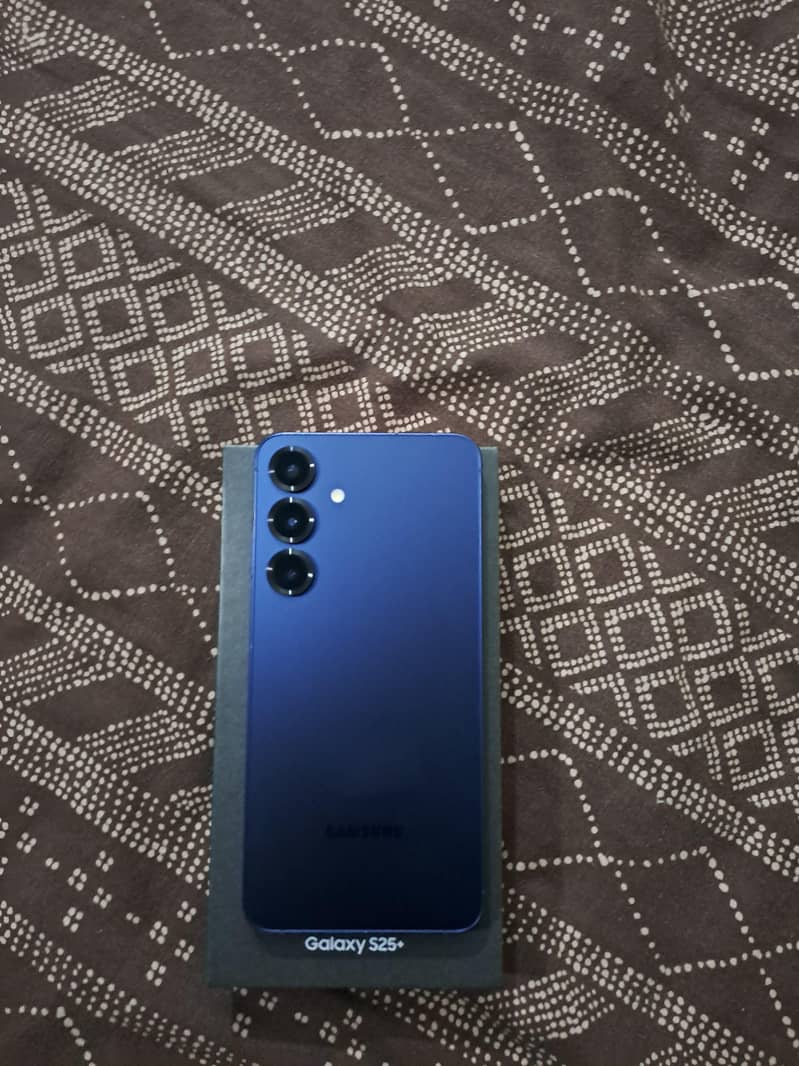 Samsung S25 Plus 0