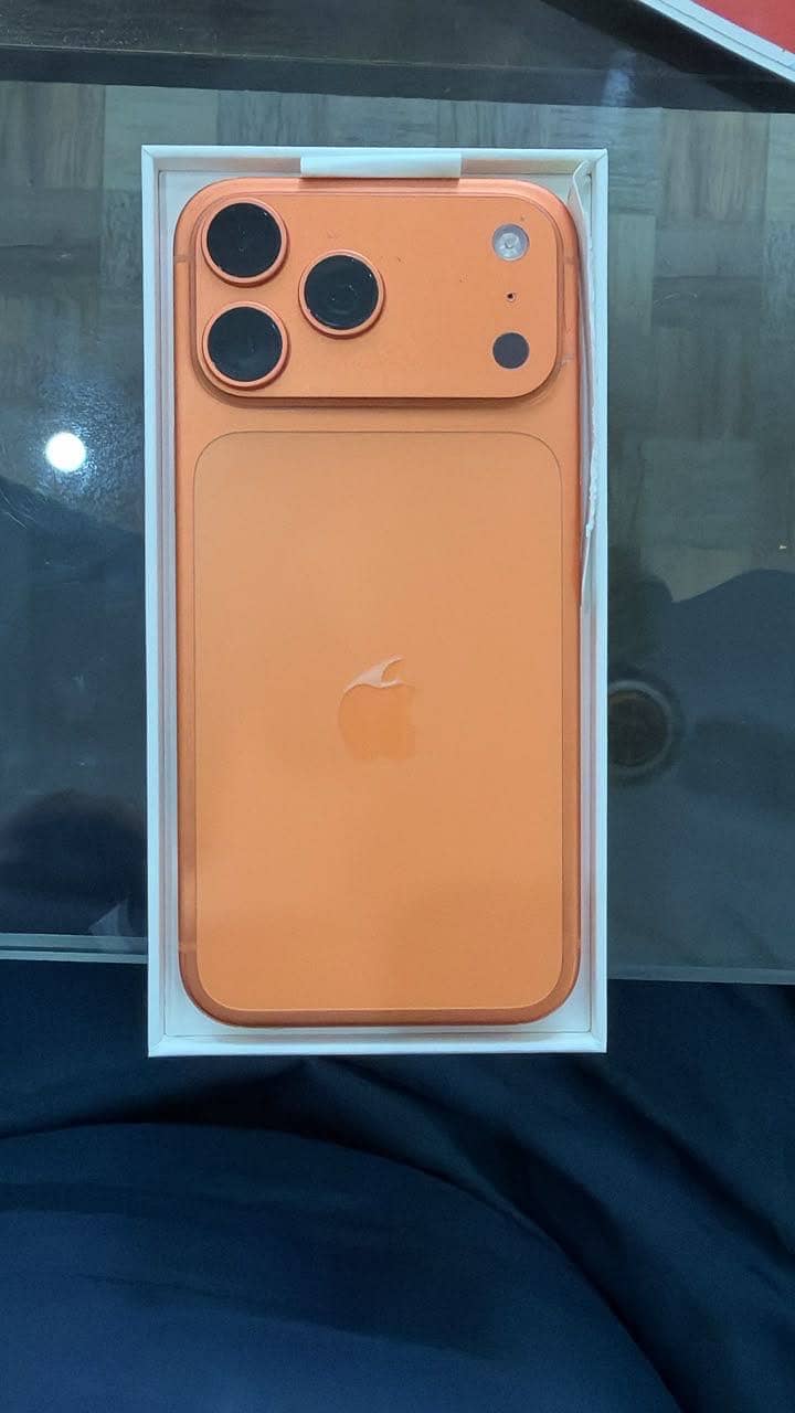 Apple iPhone 17 Pro Max 2