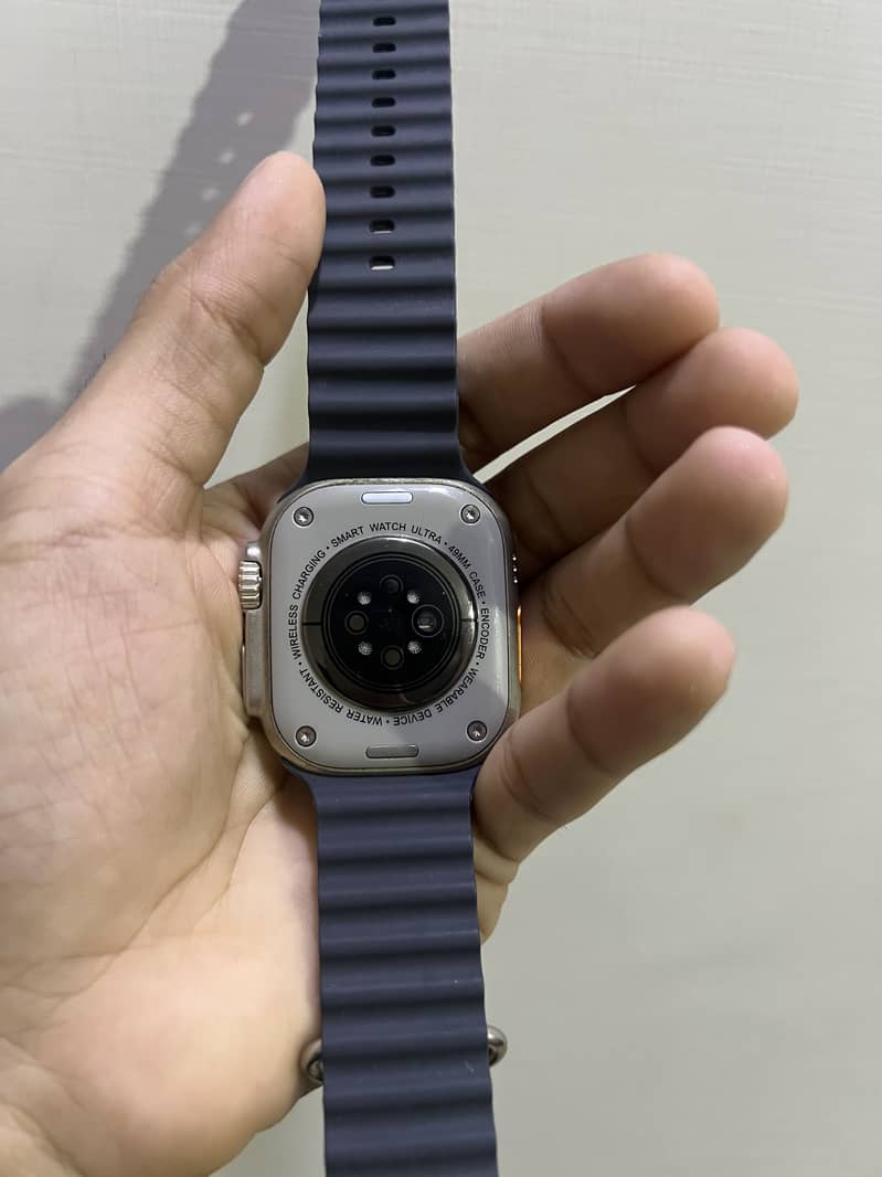 Hk 8 pro max 4