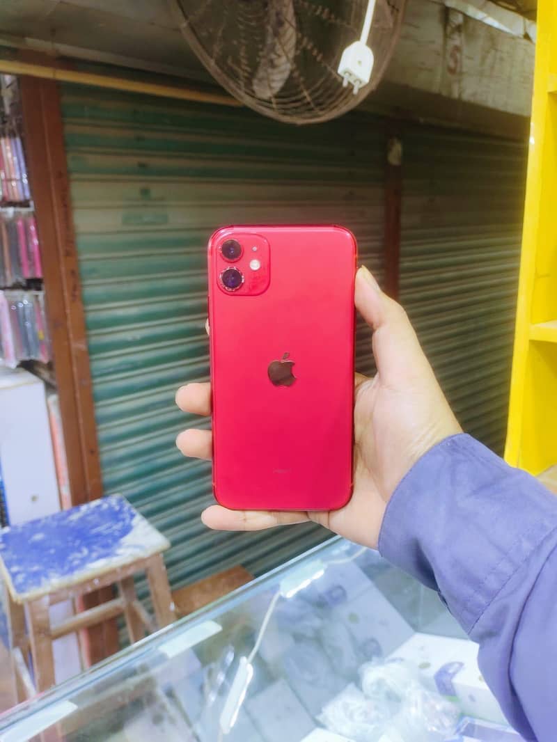 Apple iPhone 11 0