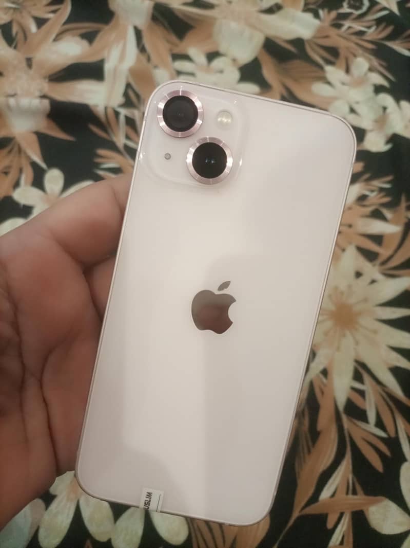 Apple iPhone 13 1